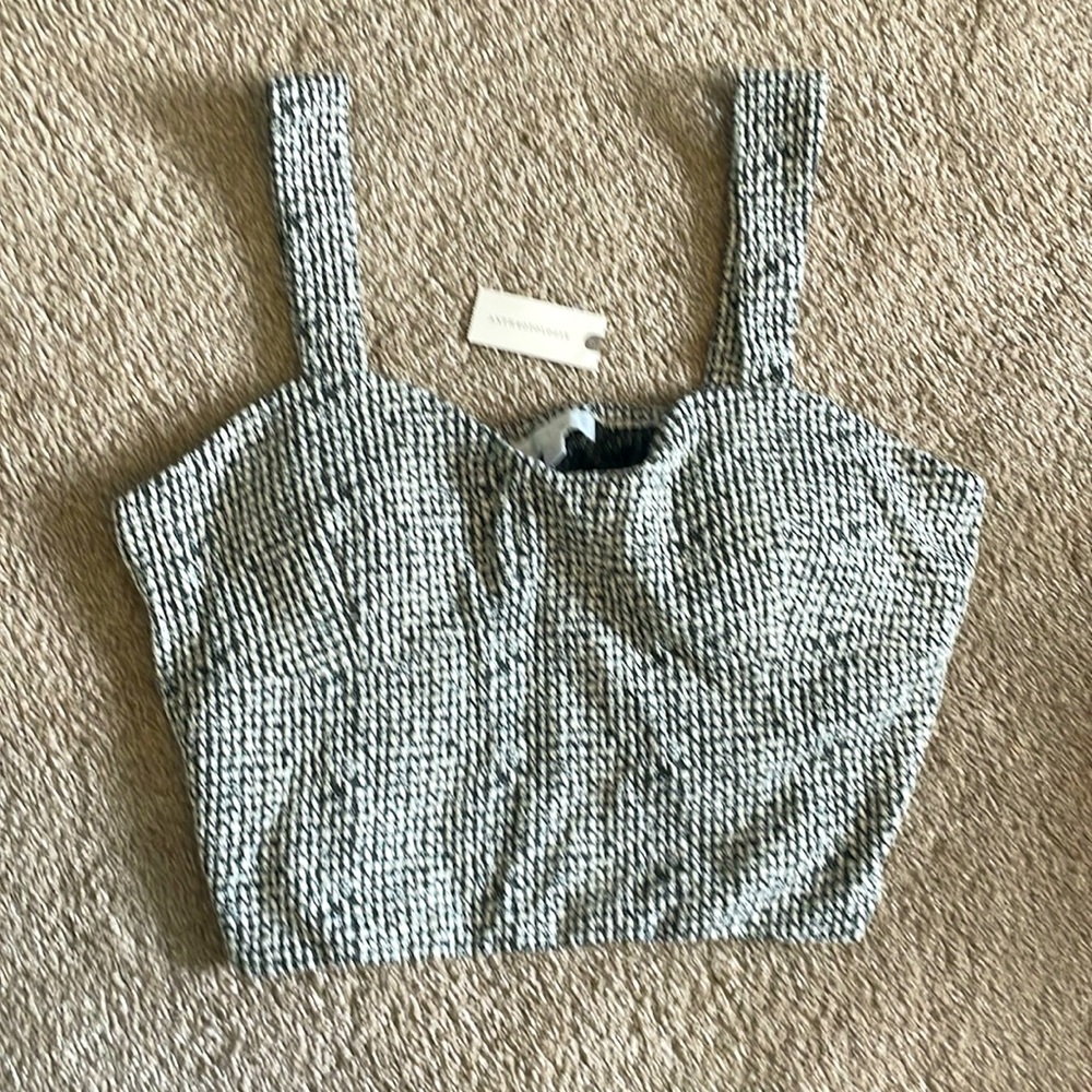 Anthropology tank